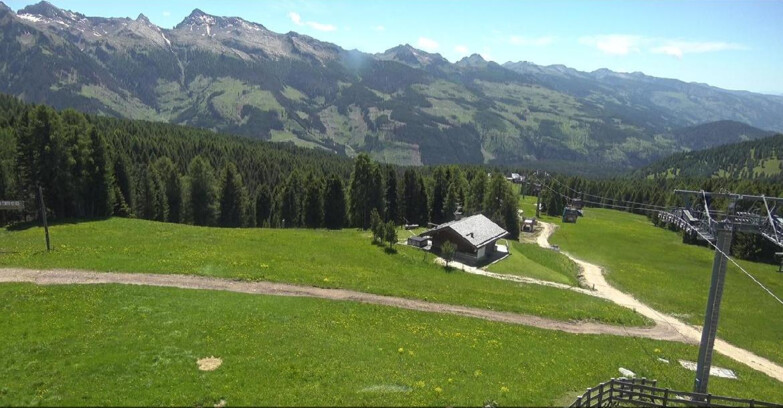 Webcam Bellamonte-Alpe Lusia - Pista Le Fassane e Morea Snowpark