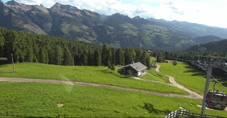 Webcam Bellamonte-Alpe Lusia - Pista Le Fassane e Morea Snowpark