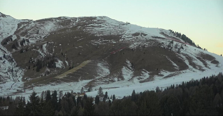 Webcam Белламонте-Альпе-Лусиа  - Pista direttissima Le Cune