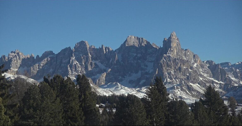 Webcam Белламонте-Альпе-Лусиа  - Pale di San Martino