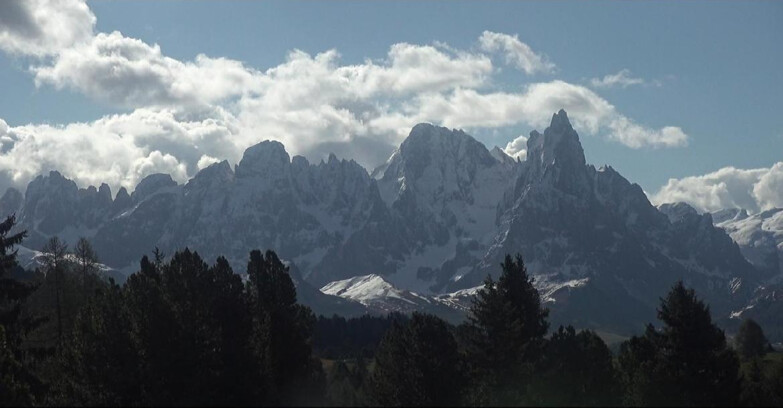 Webcam Bellamonte-Alpe Lusia  - Pale di San Martino