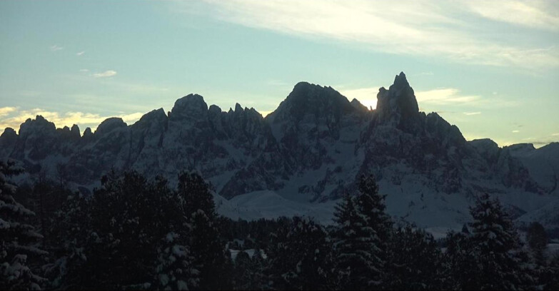 Webcam Bellamonte-Alpe Lusia  - Pale di San Martino