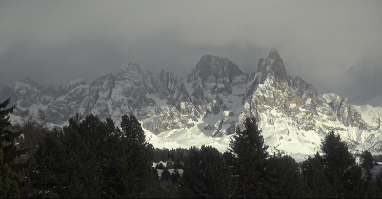 Webcam Bellamonte-Alpe Lusia - Pale di San Martino