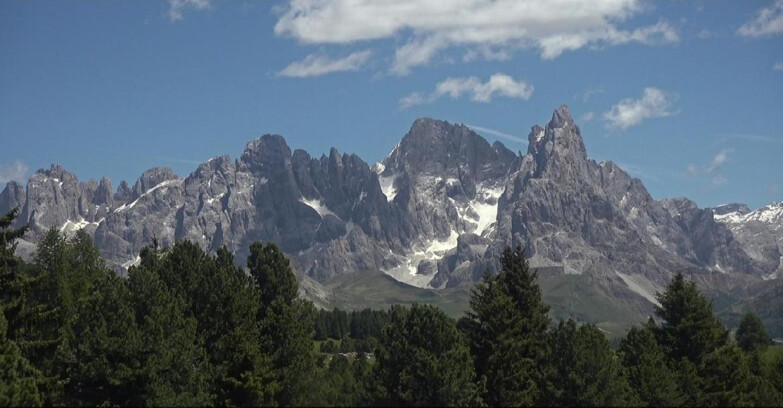 Webcam Bellamonte-Alpe Lusia - Pale di San Martino