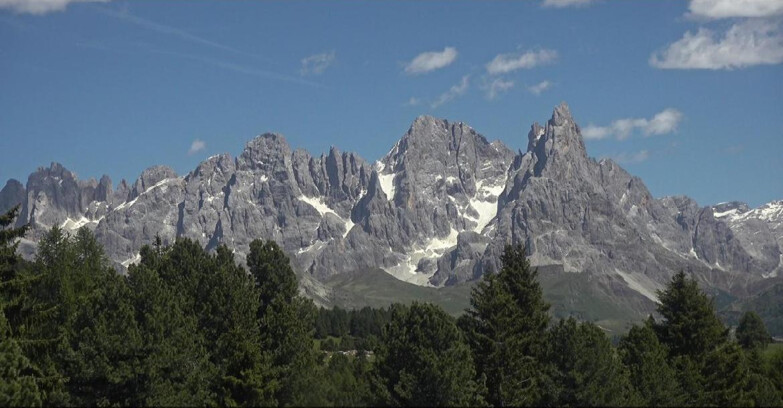 Webcam Bellamonte-Alpe Lusia - Pale di San Martino