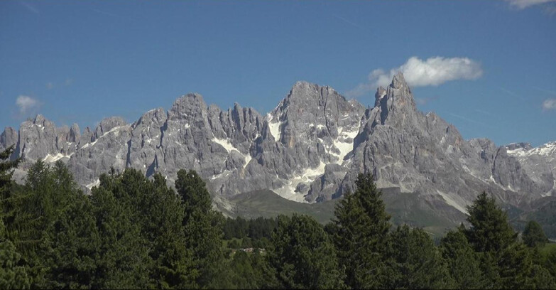 Webcam Bellamonte-Alpe Lusia - Pale di San Martino