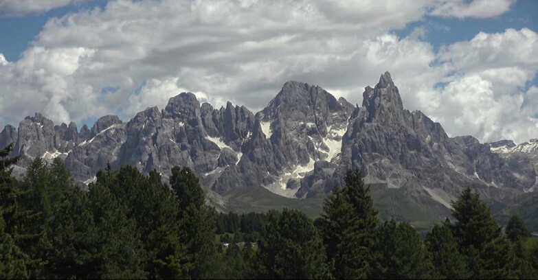 Webcam Bellamonte-Alpe Lusia - Pale di San Martino