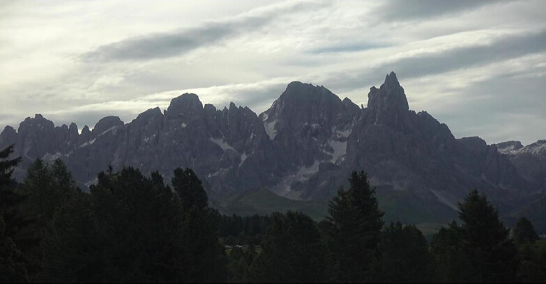 Webcam Bellamonte-Alpe Lusia - Pale di San Martino