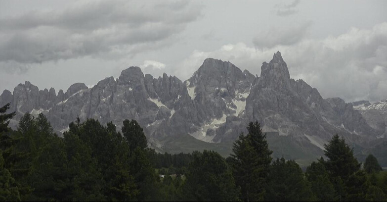 Webcam Bellamonte-Alpe Lusia  - Pale di San Martino