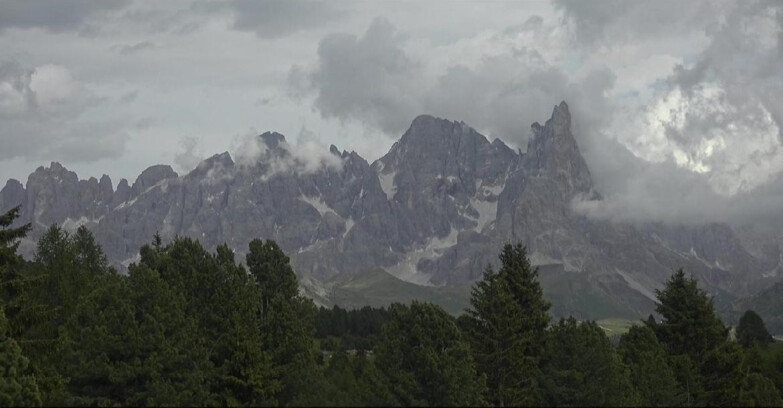 Webcam Bellamonte-Alpe Lusia  - Pale di San Martino