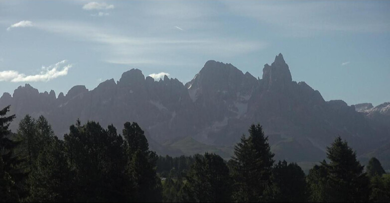 Webcam Bellamonte-Alpe Lusia  - Pale di San Martino