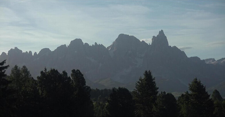 Webcam Bellamonte-Alpe Lusia - Pale di San Martino