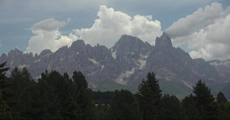 Webcam Bellamonte-Alpe Lusia  - Pale di San Martino