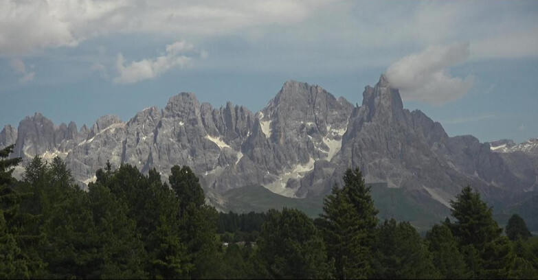 Webcam Bellamonte-Alpe Lusia  - Pale di San Martino