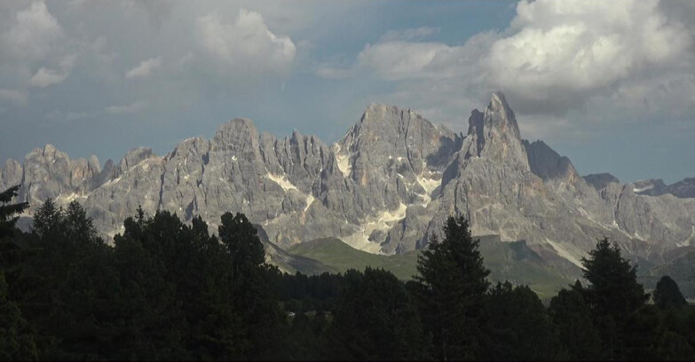 Webcam Bellamonte-Alpe Lusia  - Pale di San Martino