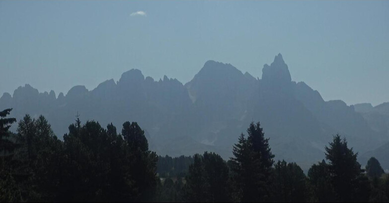 Webcam Bellamonte-Alpe Lusia  - Pale di San Martino