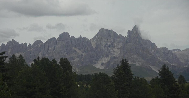 Webcam Bellamonte-Alpe Lusia  - Pale di San Martino