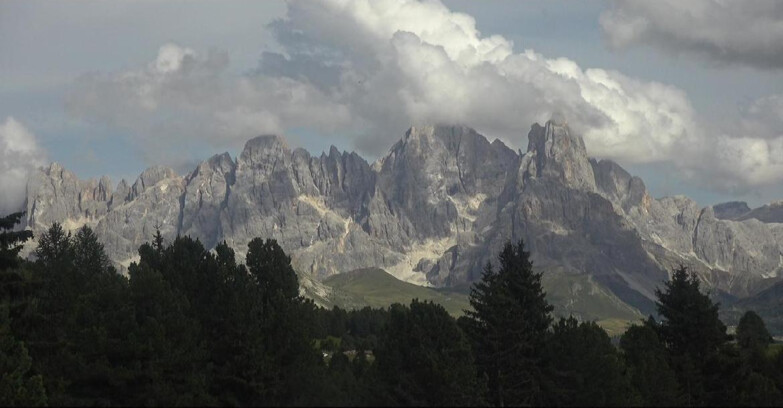 Webcam Bellamonte-Alpe Lusia  - Pale di San Martino