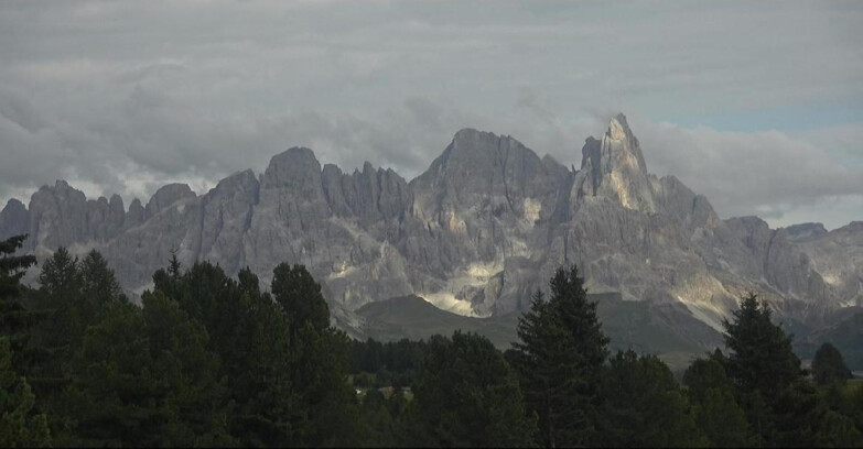Webcam Bellamonte-Alpe Lusia  - Pale di San Martino