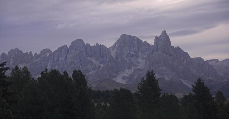 Webcam Белламонте-Альпе-Лусиа  - Pale di San Martino