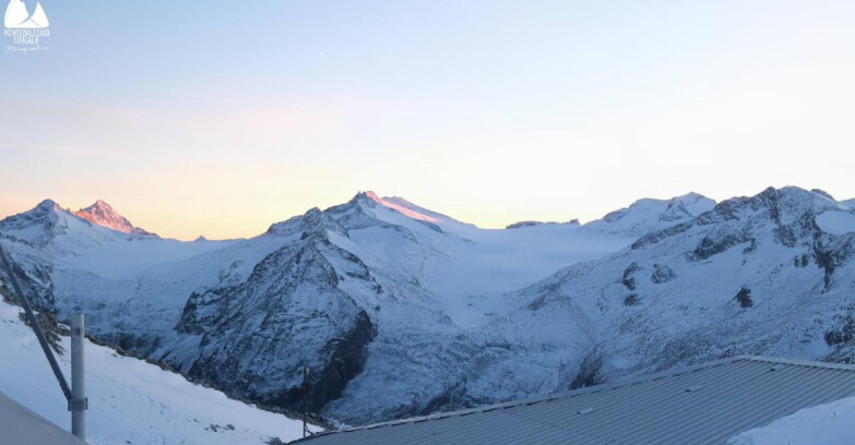 Webcam Ghiacciaio Presena - Presena