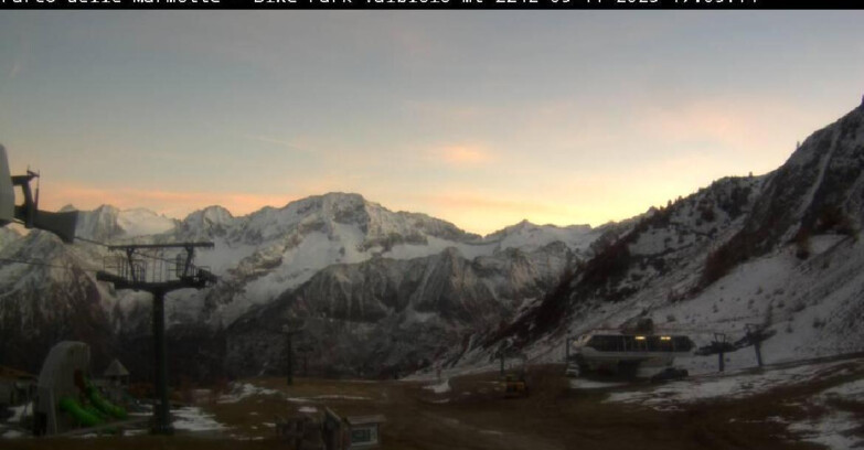 Webcam Ghiacciaio Presena - Valbiolo