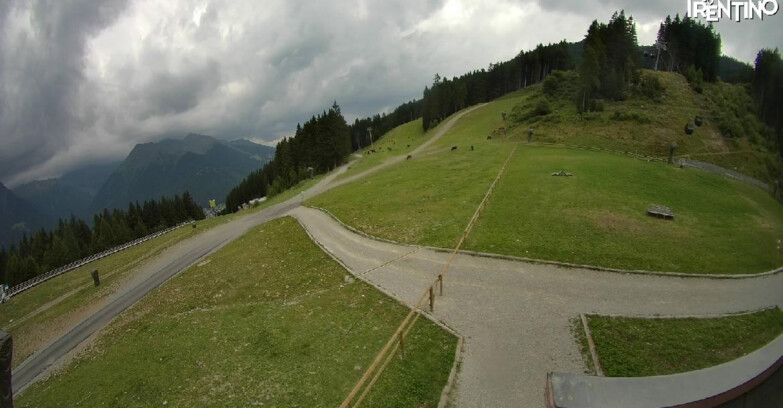 Webcam Пинцоло - Pinzolo - Dolomiti di Brenta 