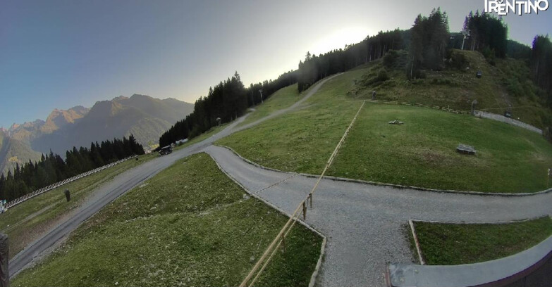 Webcam Пинцоло - Pinzolo - Dolomiti di Brenta 