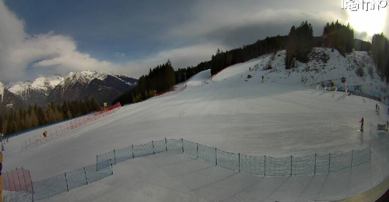 Webcam Пинцоло - Pinzolo - Dolomiti di Brenta 