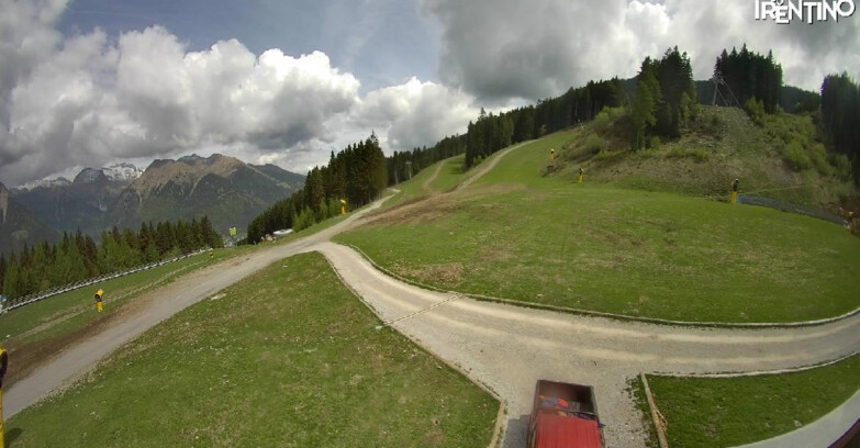 Webcam Пинцоло - Pinzolo - Dolomiti di Brenta 