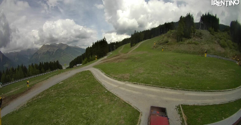 Webcam Пинцоло - Pinzolo - Dolomiti di Brenta 