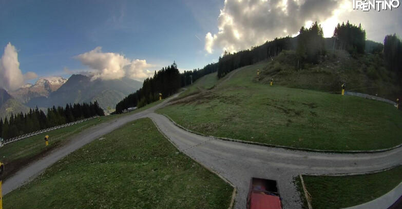 Webcam Пинцоло - Pinzolo - Dolomiti di Brenta 