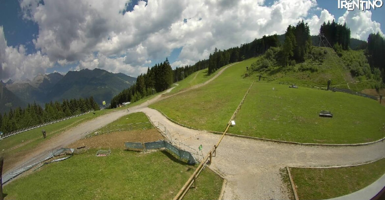 Webcam Пинцоло - Pinzolo - Dolomiti di Brenta 