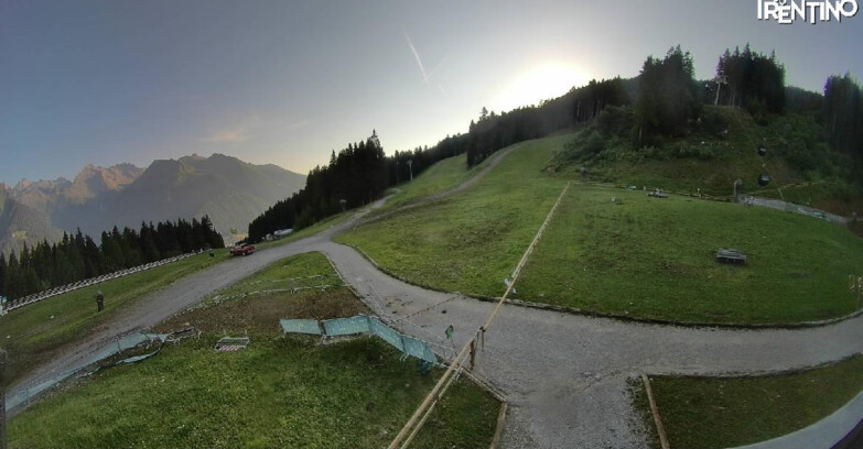 Webcam Пинцоло - Pinzolo - Dolomiti di Brenta 