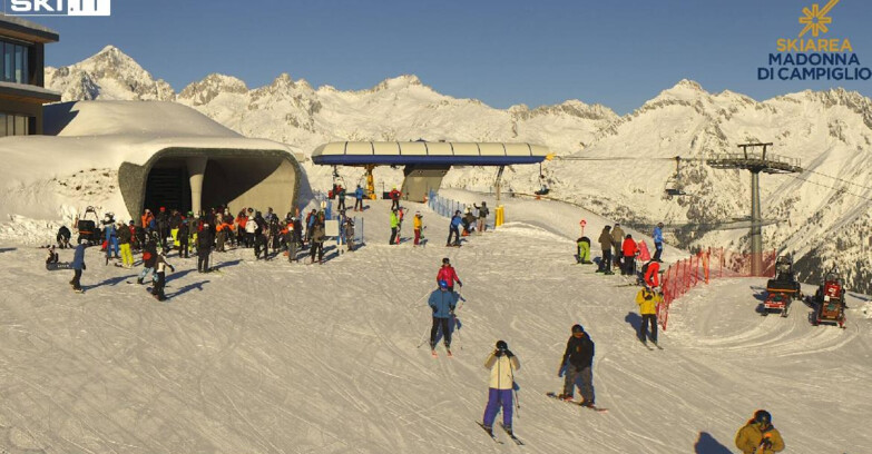Webcam Пинцоло - Pinzolo - Madonna di Campiglio e Folgarida/Marilleva 