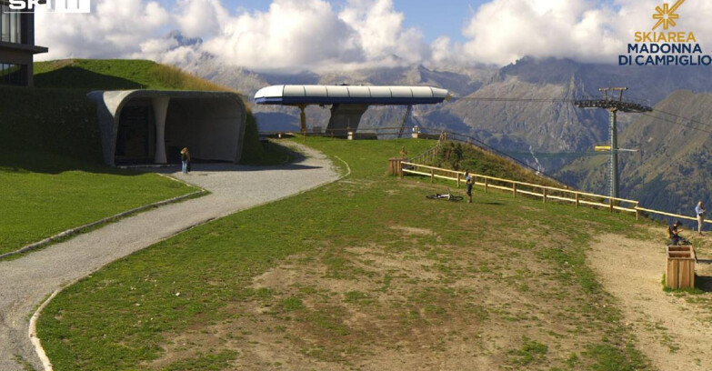 Webcam Pinzolo - Pinzolo - Madonna di Campiglio e Folgarida/Marilleva 