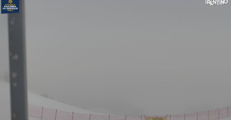 Webcam Pinzolo - Rifugio Doss del Sabion - 2100m