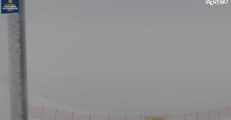 Webcam Pinzolo - Rifugio Doss del Sabion - 2100m