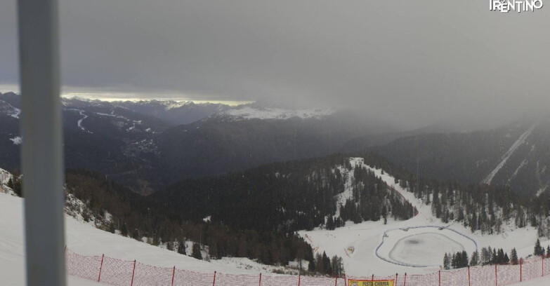 Webcam Pinzolo - Rifugio Doss del Sabion - 2100m