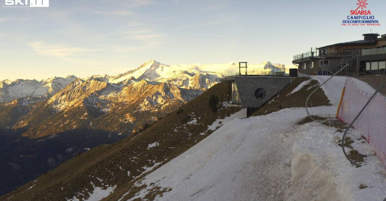 Webcam Pinzolo - Rifugio Doss del Sabion - 2100m