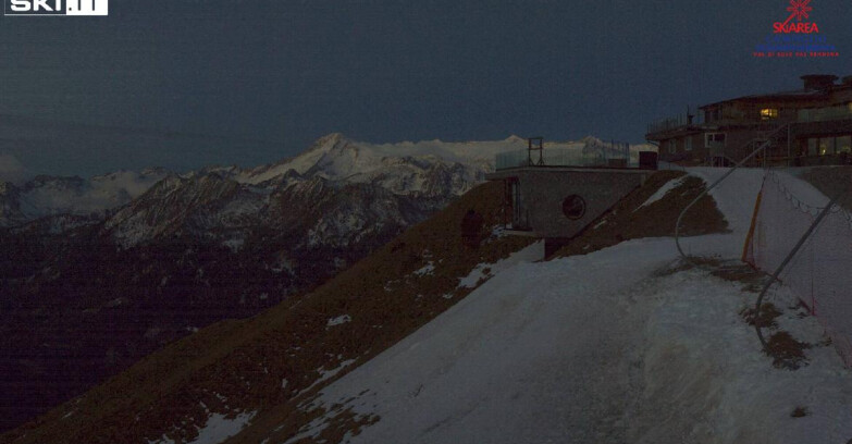 Webcam Pinzolo - Rifugio Doss del Sabion - 2100m