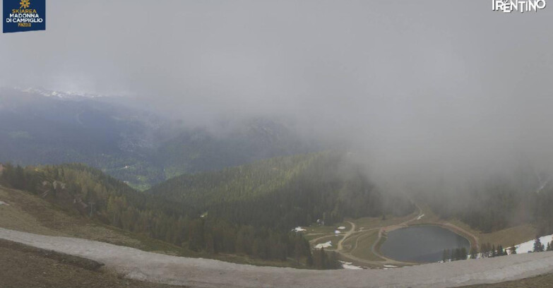 Webcam Pinzolo - Rifugio Doss del Sabion - 2100m