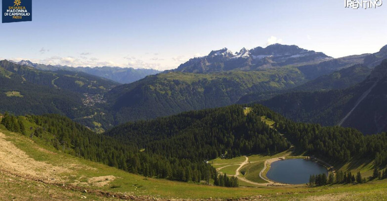 Webcam Pinzolo - Rifugio Doss del Sabion - 2100m