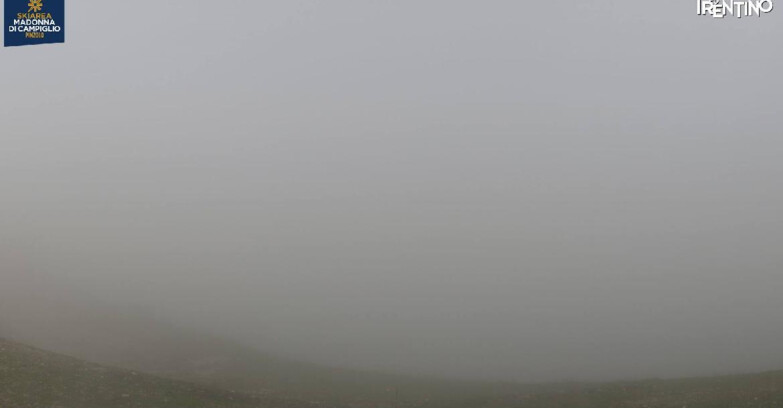 Webcam Pinzolo - Rifugio Doss del Sabion - 2100m