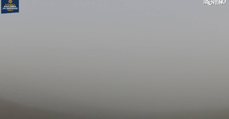 Webcam Pinzolo - Rifugio Doss del Sabion - 2100m