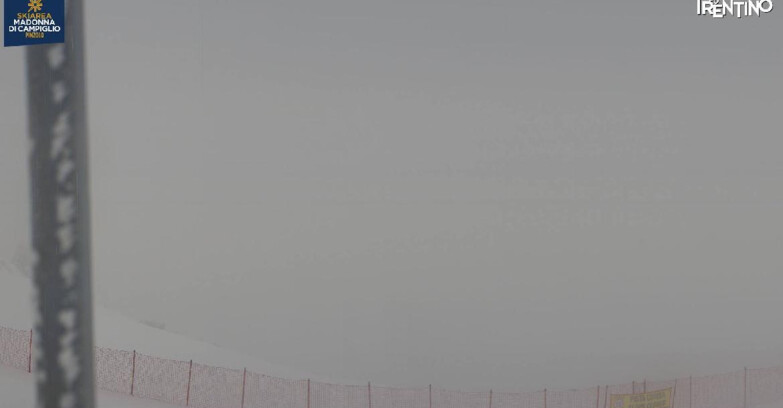 Webcam Pinzolo - Rifugio Doss del Sabion - 2100m