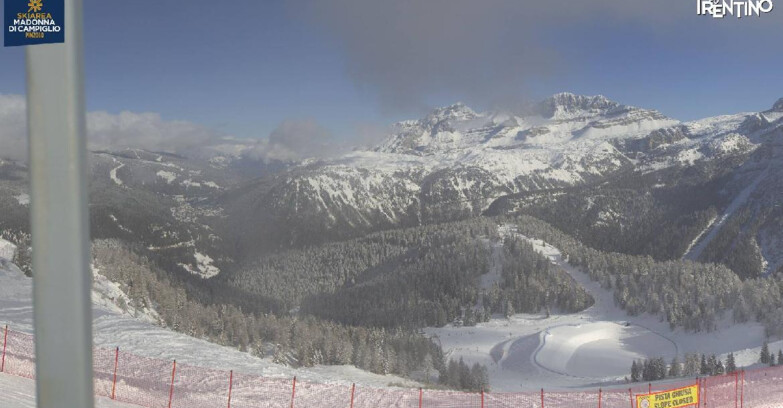 Webcam Pinzolo - Rifugio Doss del Sabion - 2100m