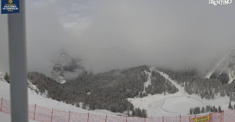 Webcam Pinzolo - Rifugio Doss del Sabion - 2100m