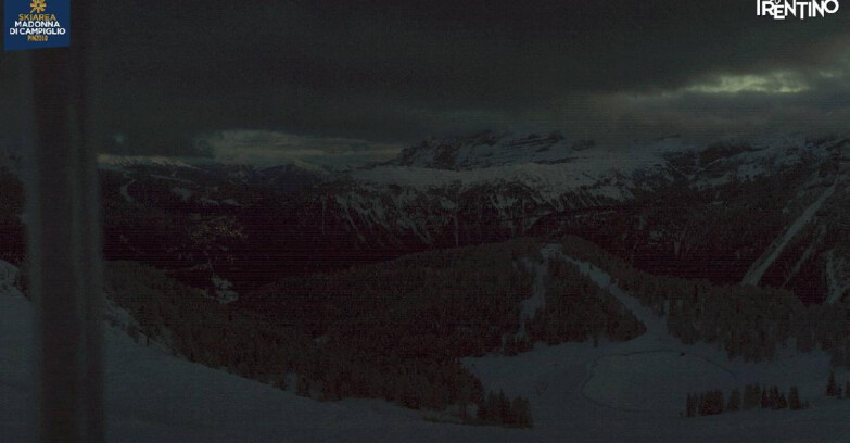 Webcam Pinzolo - Rifugio Doss del Sabion - 2100m