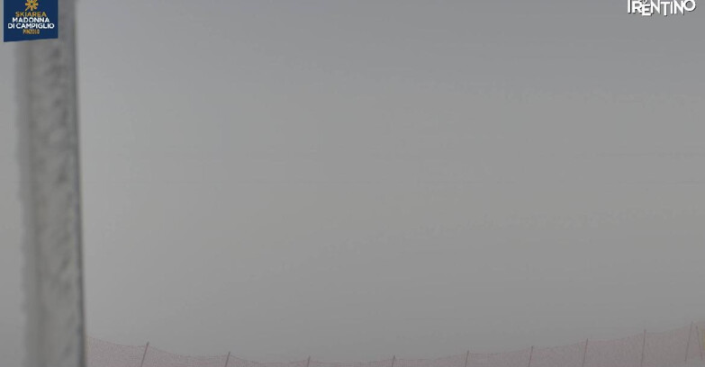 Webcam Pinzolo - Rifugio Doss del Sabion - 2100m